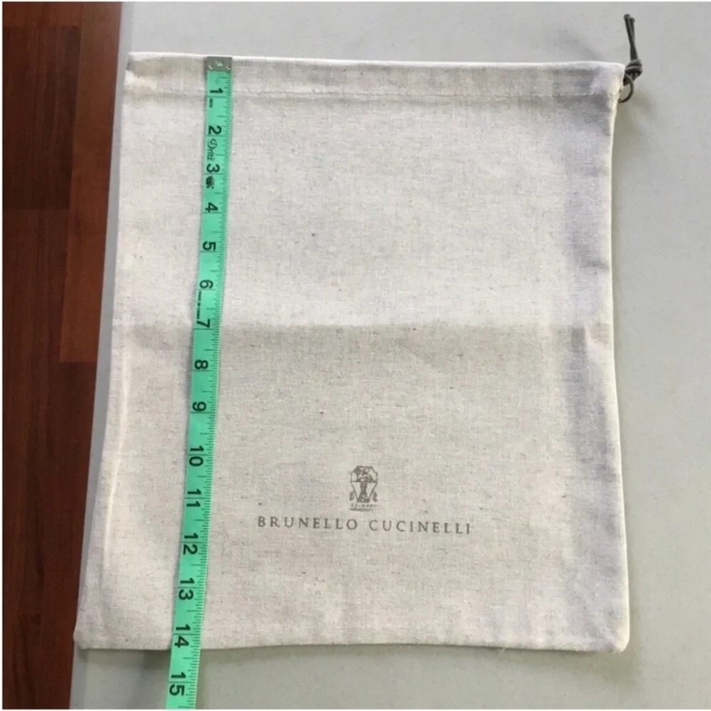 Brunello Cucinelli empty bix